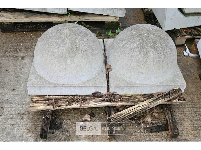 6x bolvormige betonnen afschermers 55x55x42 - afbeelding 4 van  5