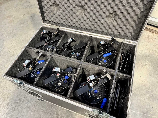 6x briteq bt-theatre 100ec mk2 + flightcase - afbeelding 3 van  3