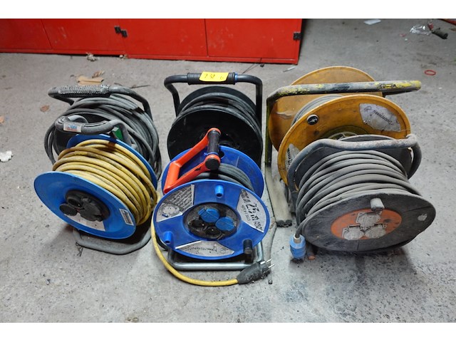 6x divere kabel op haspel - afbeelding 1 van  2