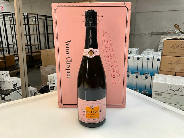 6x fles champagne veuve clicquot brut rosé - afbeelding 1 van  6