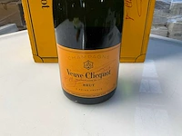 6x fles champagne veuve clicquot brut - afbeelding 2 van  5