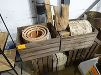6x houten kisten met standbeeld en boomdecoratie - afbeelding 3 van  3