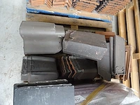 6x pallet diverse dakpannen - afbeelding 8 van  23