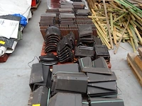 6x pallet diverse dakpannen - afbeelding 1 van  23