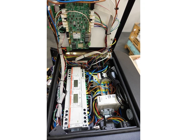 6x pallet diverse onderdelen voor laadpalen - afbeelding 4 van  21