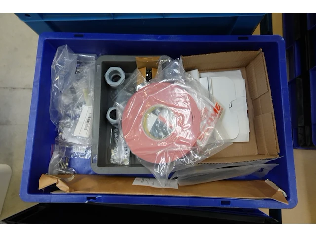 6x pallet diverse onderdelen voor laadpalen - afbeelding 21 van  21