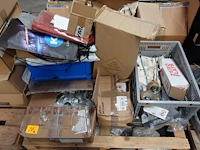 6x pallet diverse toebehoren fietsenwinkel - afbeelding 13 van  27