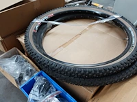 6x pallet diverse toebehoren fietsenwinkel - afbeelding 27 van  27
