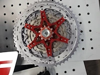 6x pallet diverse toebehoren fietsenwinkel - afbeelding 3 van  27
