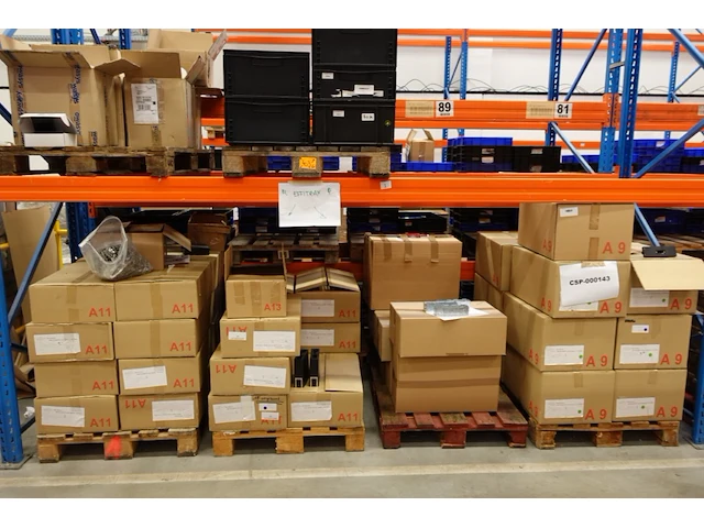 6x pallet onderdelen efitrax - afbeelding 1 van  17