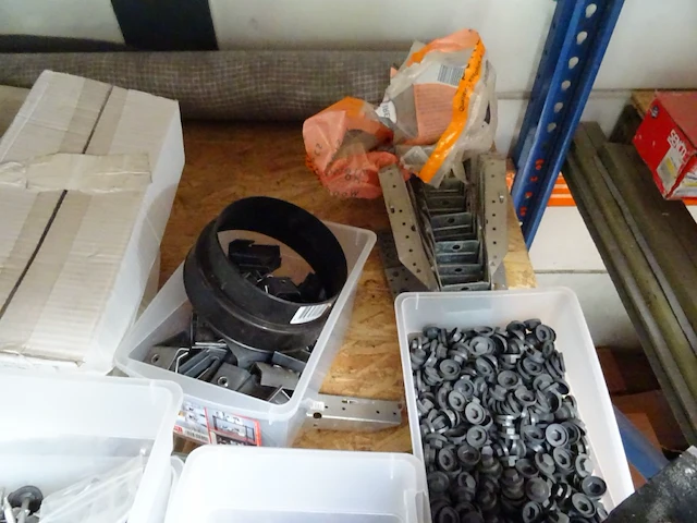 6x pallet toebehoren dakwerken - afbeelding 14 van  31