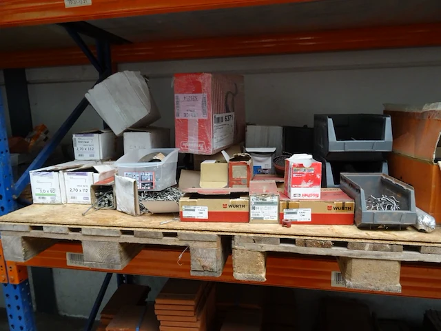 6x pallet toebehoren dakwerken - afbeelding 31 van  31