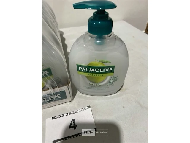 6x palmolive pompzeep 300ml olijvenmelk - afbeelding 3 van  3