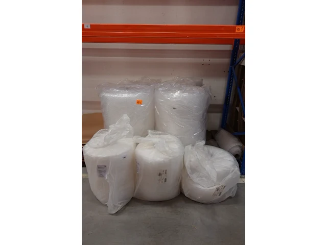 6x rol noppenfolie - afbeelding 1 van  4