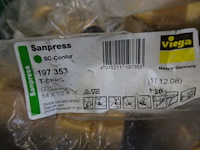 6x stapelbare kunststof bak + inhoud - afbeelding 7 van  10