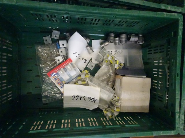 6x stapelbare kunststof bak + inhoud - afbeelding 10 van  10