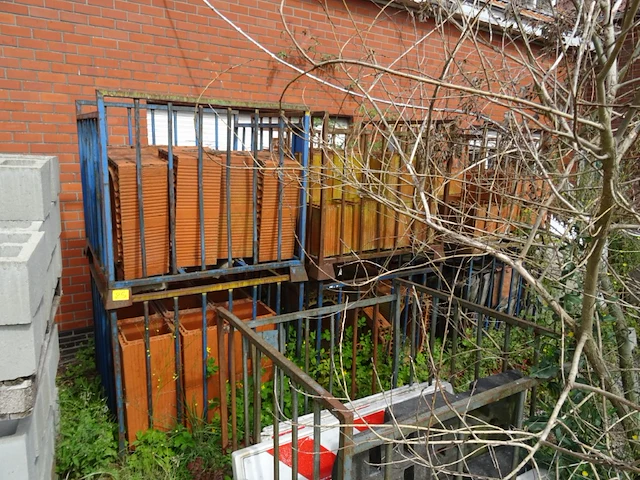 6x stapelbare metalen houder + inhoud - afbeelding 1 van  5