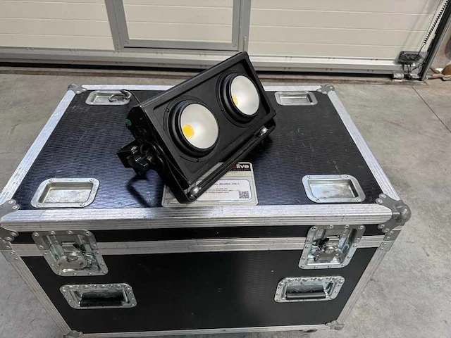 6x starway blindlite 200, led blinder 2x100w - afbeelding 1 van  2