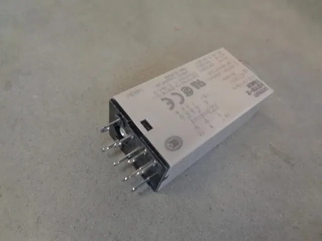6x tijdrelais omron - afbeelding 2 van  2