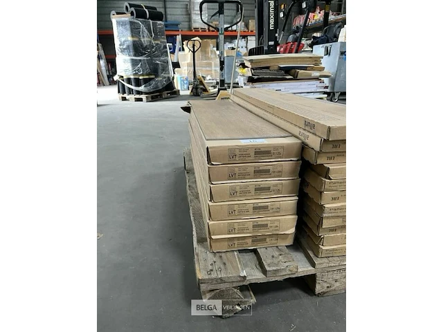 6x vinyl interface resilient flooring - afbeelding 1 van  4