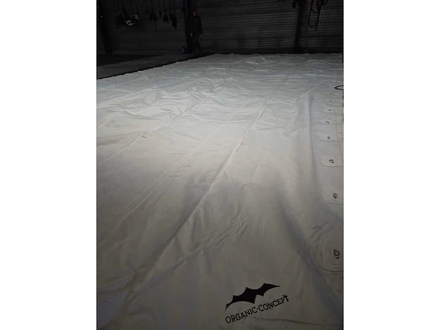 6x12m witte stretch tentzeil - afbeelding 1 van  5