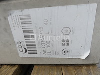 7 betonnen stoepranden - afbeelding 4 van  4