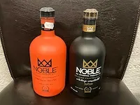 7 diverse flessen gin noble