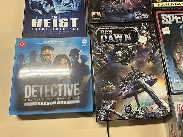 7 diverse gezelschapspellen the heist, among the stars, new dawn - afbeelding 8 van  10