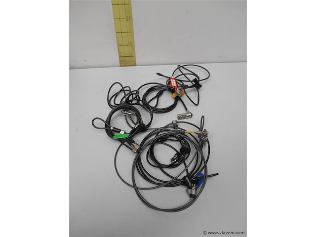 7 diverse notebook computerslot - afbeelding 1 van  1