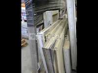 7 diverse pvc-chassis - afbeelding 7 van  7