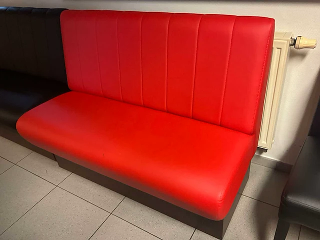 7 diverse skailederen banken + 32 diverse skailederen stoelen - afbeelding 5 van  12