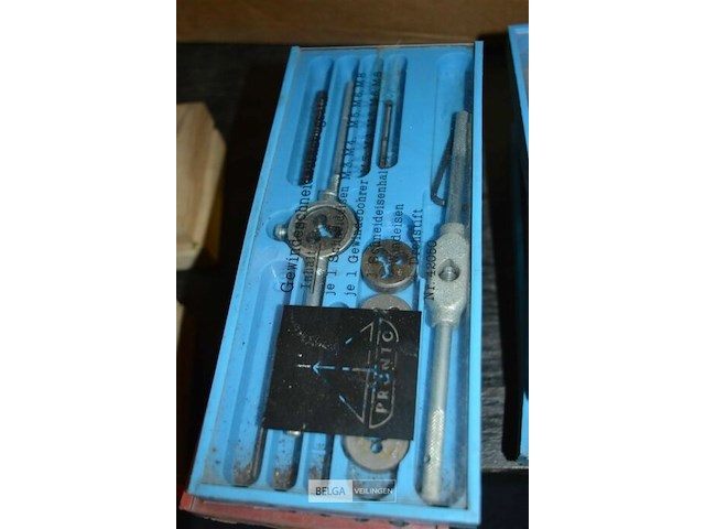 7 doosjes draadtapset - afbeelding 2 van  2