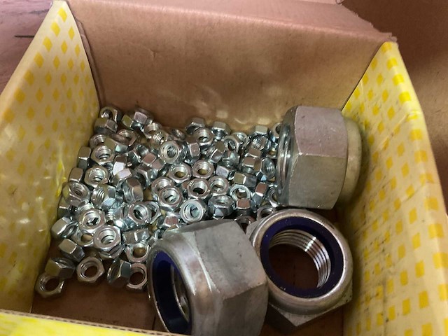 7 dozen bevestigingsmaterialen - afbeelding 6 van  8