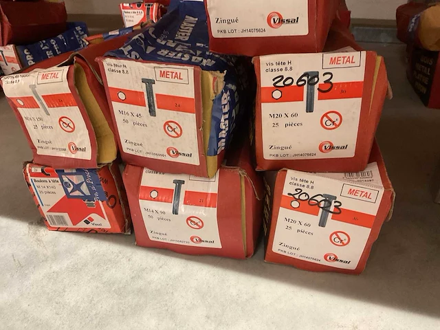 7 dozen bouten - afbeelding 3 van  4