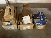 7 dozen bouten - afbeelding 1 van  4