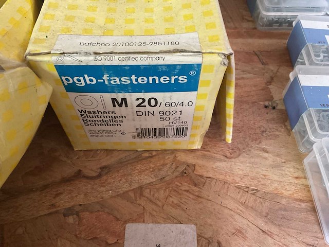 7 dozen houtbouten; borgmoeren - afbeelding 5 van  7