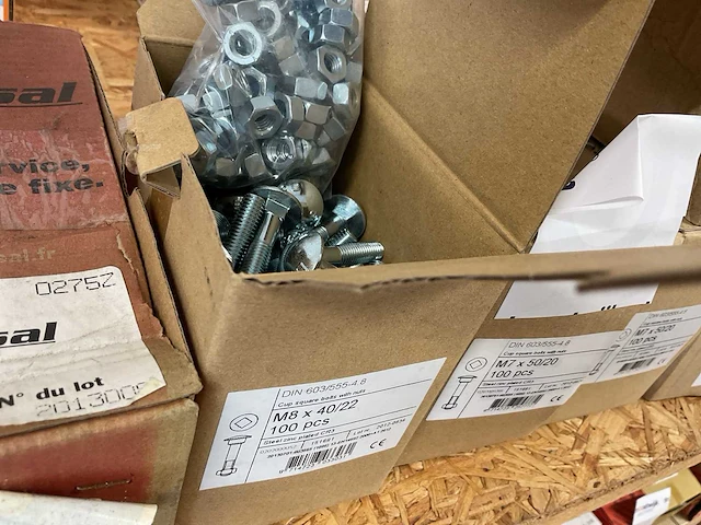 7 dozen houtbouten - afbeelding 5 van  6