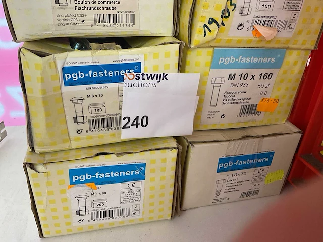 7 dozen tapbouten; houtbouten - afbeelding 2 van  3