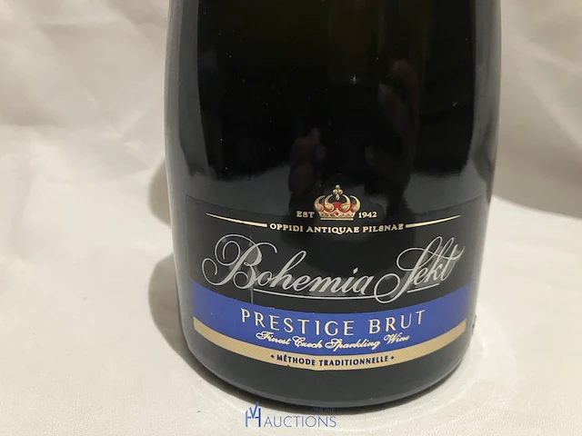 7 flessen bohemia sekt - afbeelding 2 van  5