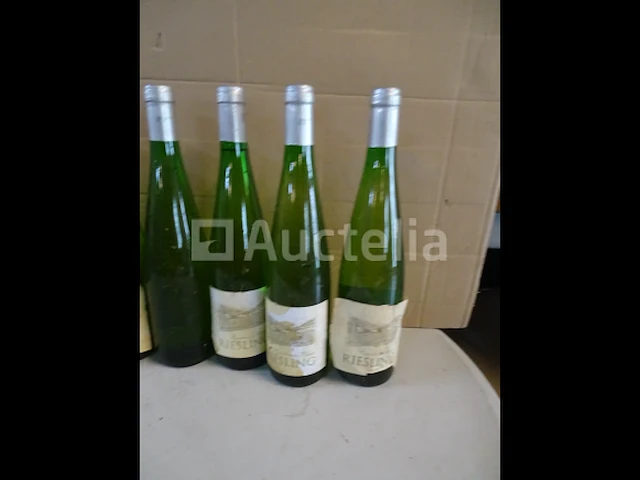 7 flessen riesling landwein - afbeelding 4 van  5