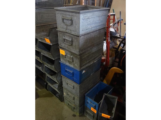 7 grote metalen bakken - afbeelding 2 van  2