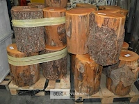 7 houten zitblokken diverse maten ± 0,47cm hoog + ± 0,34cm ø - afbeelding 1 van  5