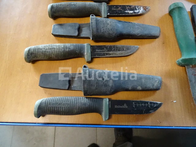 7 hultafors-messen, 1 moraknil-mes - afbeelding 4 van  7