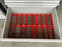 7-laden materiaalkast met inhoud - afbeelding 24 van  33