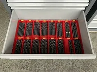 7-laden materiaalkast met inhoud - afbeelding 22 van  32
