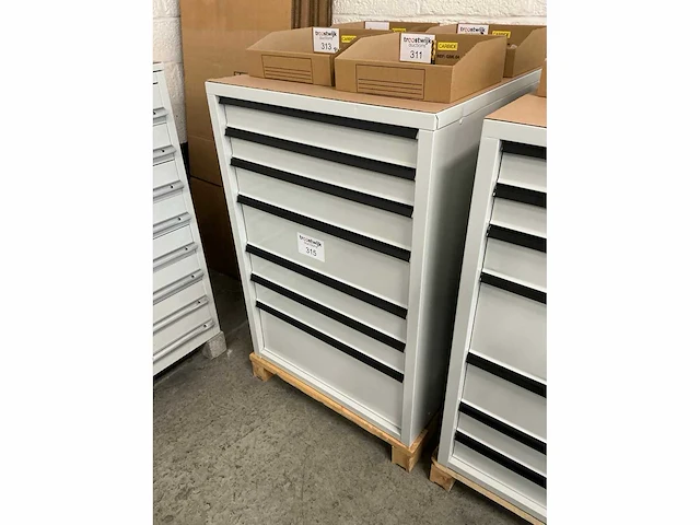 7-laden materiaalkast - afbeelding 2 van  2
