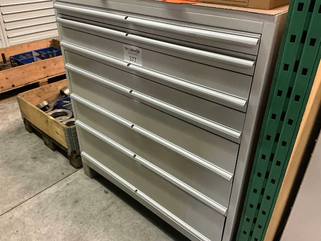 7-laden materiaalkast - afbeelding 3 van  3
