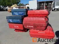 7 lege gereedschapskisten - afbeelding 1 van  3