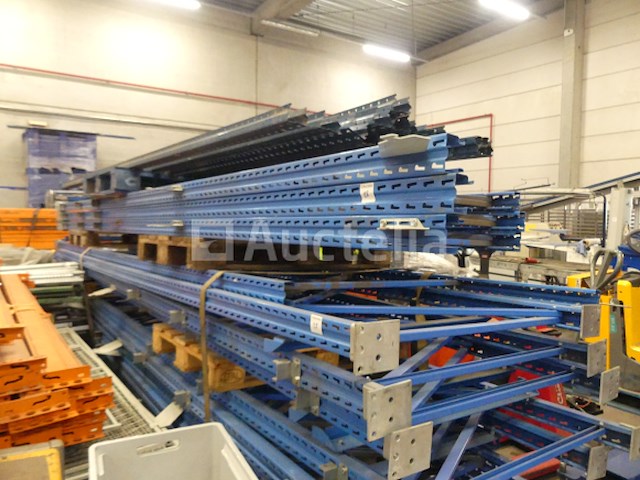 7 metalen rekladders - afbeelding 1 van  5