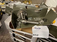 7 moderne deurkrukken - afbeelding 6 van  7